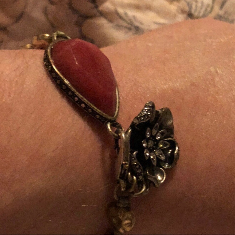 Lucky Brand Red Stone and Gold-Tone Floral Bracelet